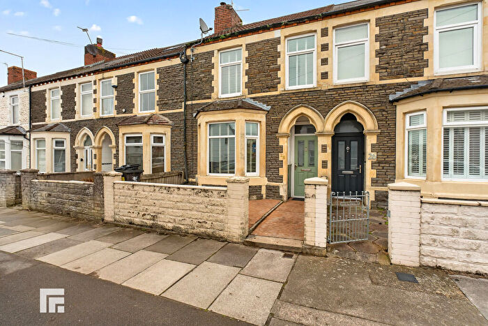 2 Bedroom Terraced House For Sale In Pantbach Road, Birchgrove, Cardiff, CF14