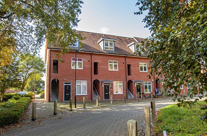 2 Bedroom Apartment To Rent In Villa Close, Cholsey, Wallingford, Oxfordshire, OX10