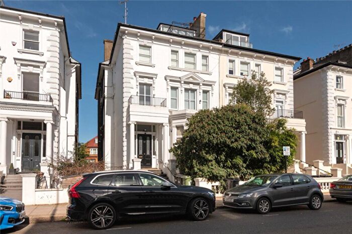 2 Bedroom Apartment For Sale In Belsize Park Gardens, London, NW3