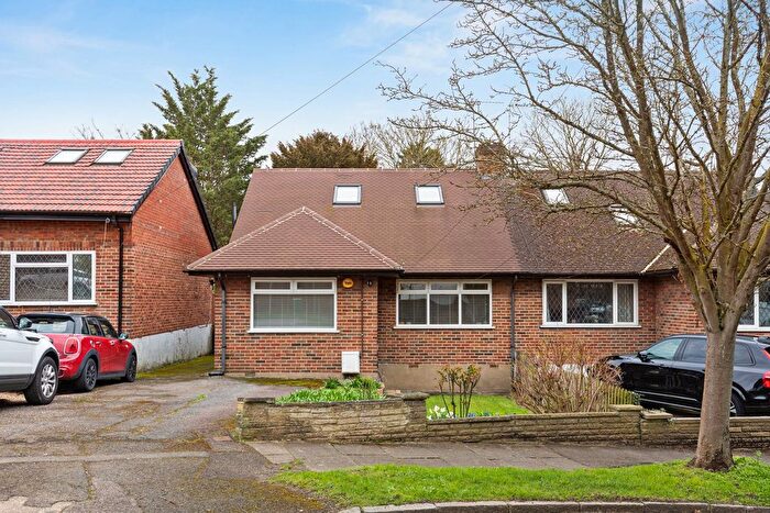3 Bedroom Semi Detached Bungalow For Sale In Whitegate Gardens, Harrow, HA3