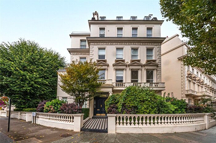 3 Bedroom Flat For Sale In Randolph Avenue, London, W9