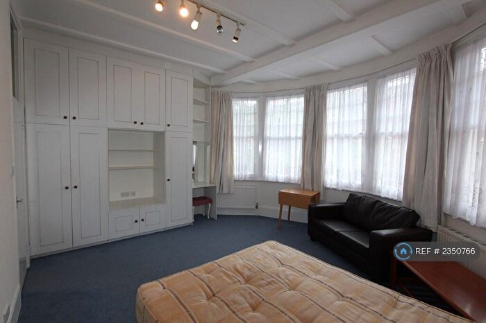 Studio To Rent In Dartmouth Road, London, NW2
