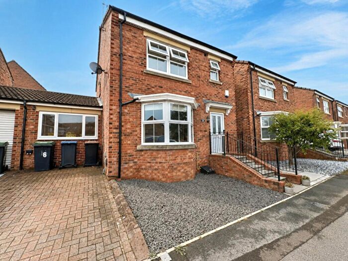 3 Bedroom House For Sale In Orchard Grove, Shield Row, Stanley, DH9