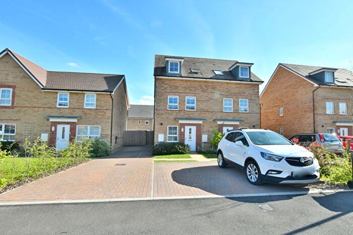 3 Bedroom Semi Detached House For Sale In Strickland Way, Wimborne, BH21