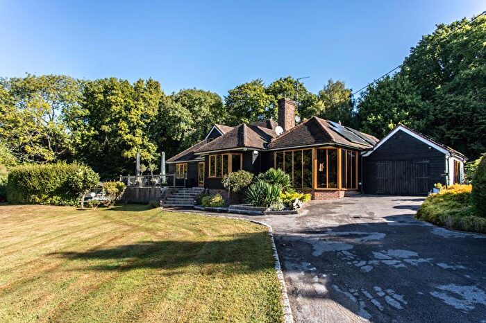 5 Bedroom Detached Bungalow For Sale In Limes Lane, Buxted, TN22