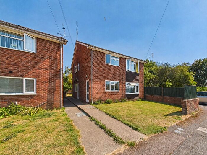 2 Bedroom Maisonette For Sale In Crypt Court, Tuffley, Gloucester, Gloucestershire, GL4