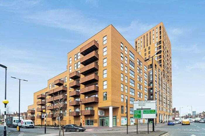 1 Bedroom Flat To Rent In East Acton Lane, Acton, W3