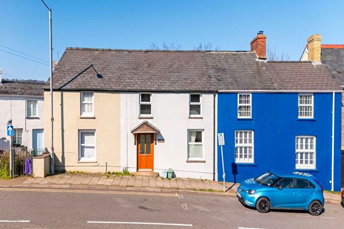 2 Bedroom Property For Sale In Main Road, Gilwern, Abergavenny, NP7