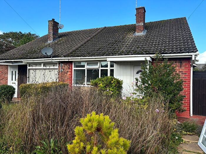2 Bedroom Bungalow To Rent In Rowe Avenue, Peterborough, PE2
