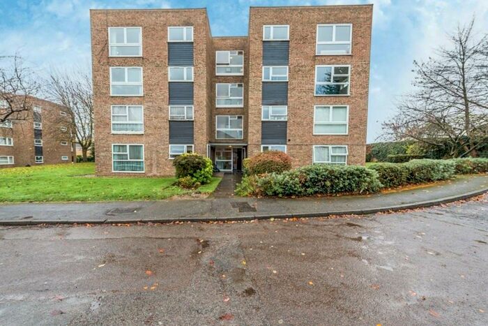 1 Bedroom Flat To Rent In Audley Place, Sutton, SM2
