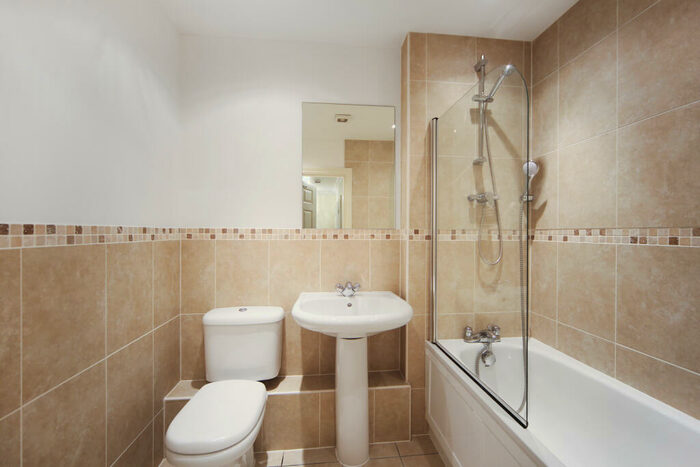 2 Bedroom Apartment To Rent In Portmore Park Road, Weybridge, KT13