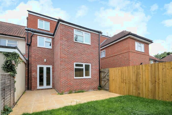 1 Bedroom Apartment To Rent In Grays Road, Headington, OX3