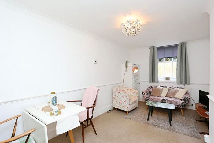 1 Bedroom Flat To Rent In Connaught Mews, London, SE18