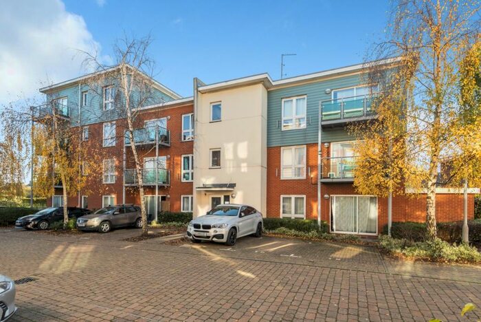 2 Bedroom Flat To Rent In Medhurst Drive Bromley, BR1