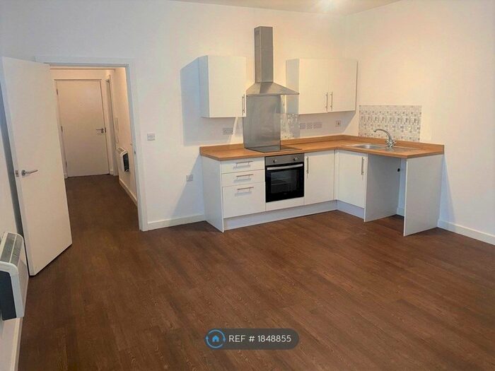 2 Bedroom Flat To Rent In New Central Building, Long Eaton, Nottingham, NG10