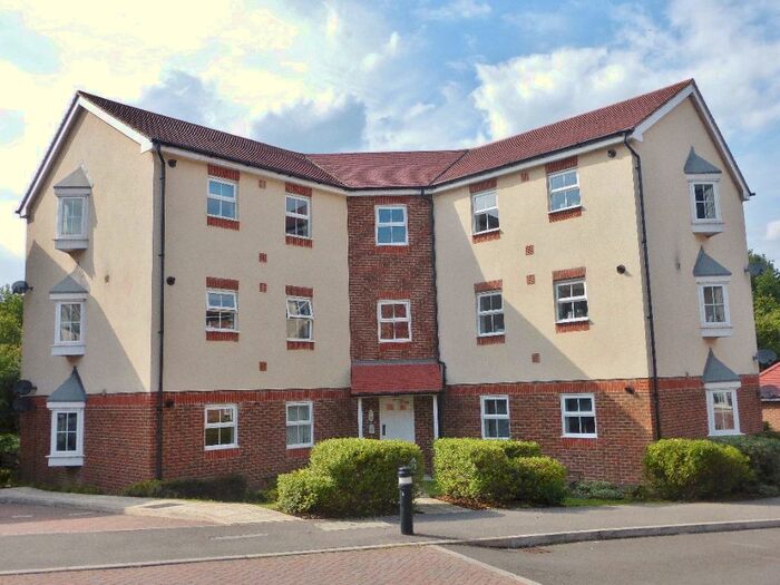 2 Bedroom Flat To Rent In Mescott Meadows, Hedge End, SO30