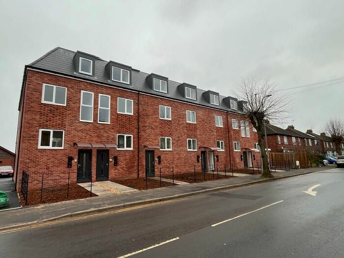 2 Bedroom Flat To Rent In Ropery Road, Gainsborough, DN21