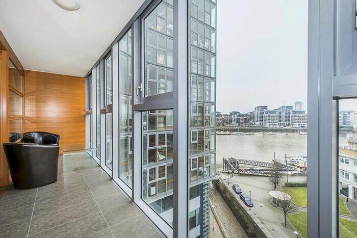 1 Bedroom Flat To Rent In Lombard Road, London, SW11