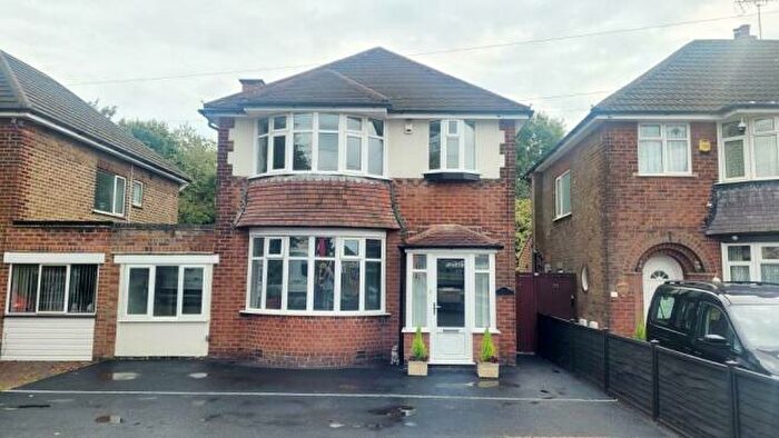 4 Bedroom House To Rent In Broom Leys Road, Coalville, LE67