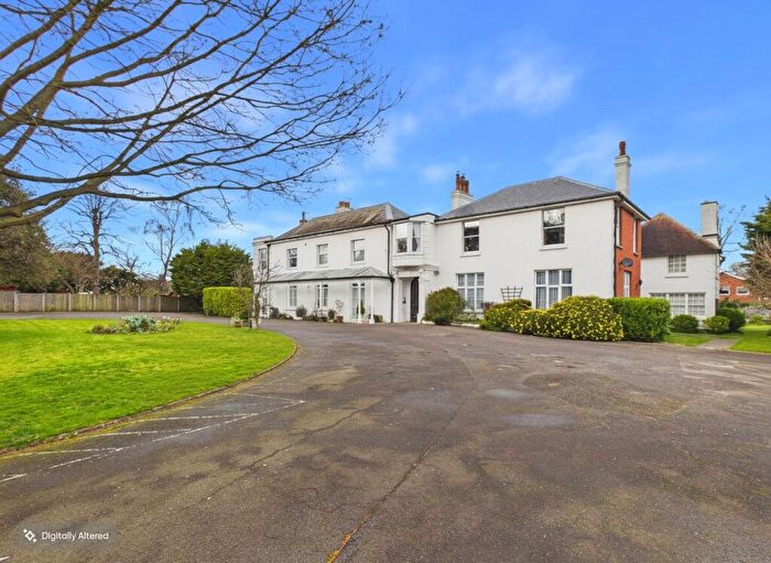 1 Bedroom Flat For Sale In St Peters Road, Broadstairs, CT10