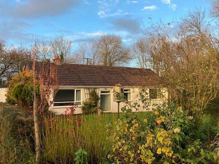 3 Bedroom Bungalow To Rent In Sheldon, Honiton, EX14