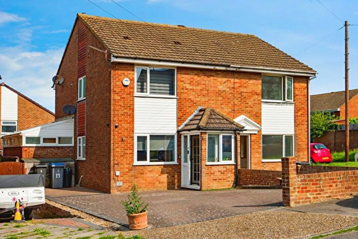 3 Bedroom Semi-Detached House For Sale In St. Edmunds Road, Deal, Kent, CT14