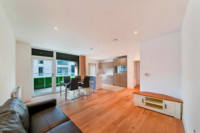 1 Bedroom Flat To Rent In Chichester Lodge, Greenwich Millennium Village, London, SE10