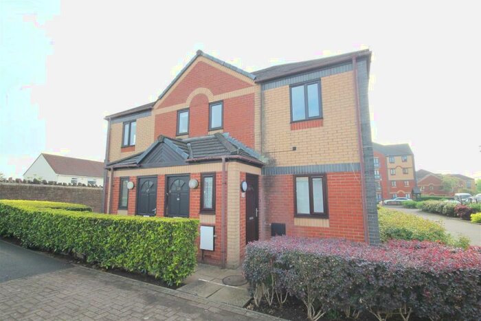 1 Bedroom Flat To Rent In Loughman Close, Kingswood, Bristol, BS15