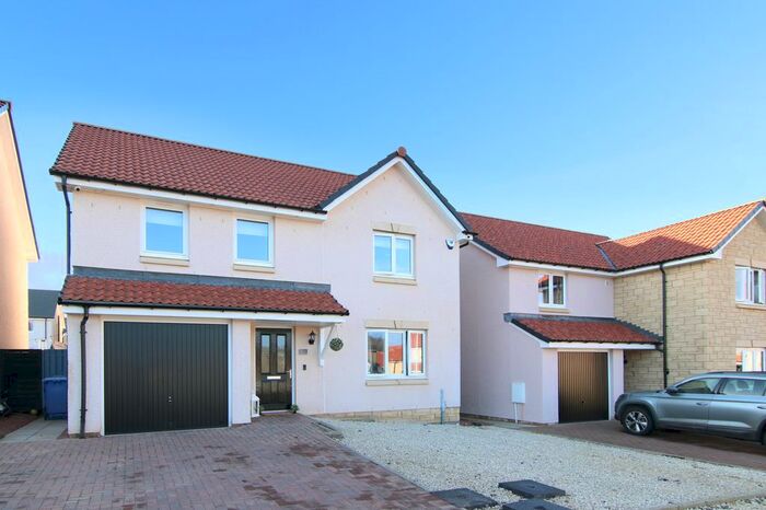 4 Bedroom Detached House For Sale In Cadwell Gardens, Gorebridge, Midlothian, EH23