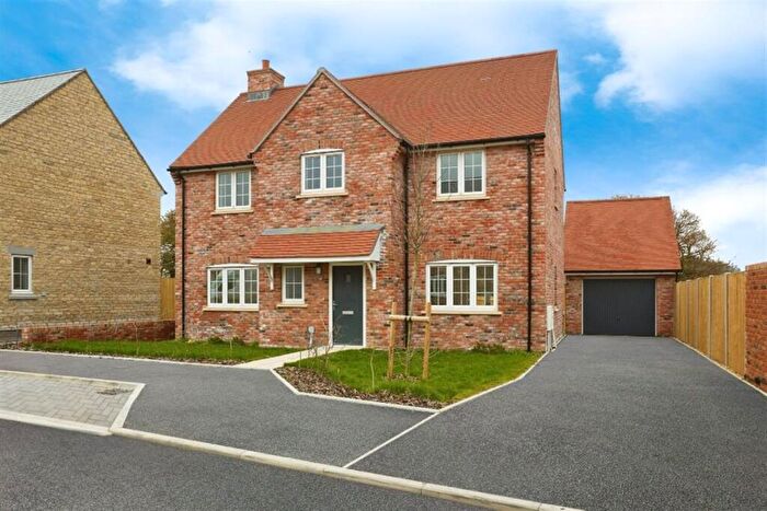 4 Bedroom Detached House For Sale In Shillingstone Fields, Okeford Fitzpaine, Blandford Forum, DT11