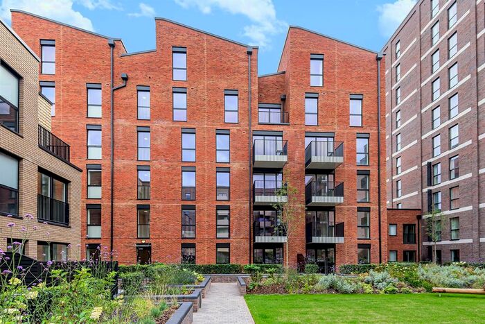 1 Bedroom Flat To Rent In Joseph Huntley Walk, Reading, RG1