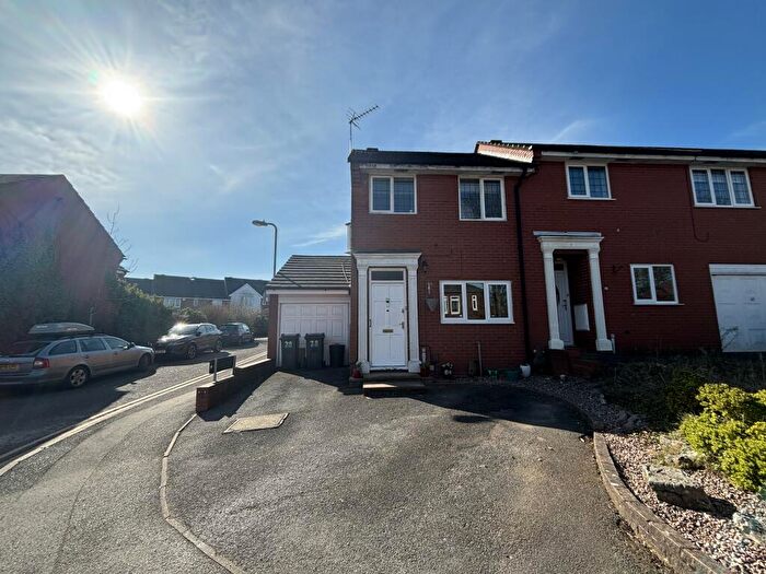 2 Bedroom House To Rent In Holland Street, Sutton Coldfield, B72