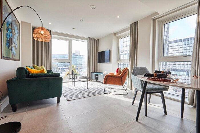 2 Bedroom Apartment To Rent In Rochdale Road, Manchester, Greater Manchester, M4