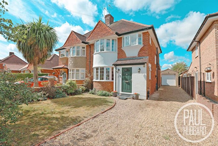 3 Bedroom Semi Detached House For Sale In Gunton Drive, Gunton, NR32