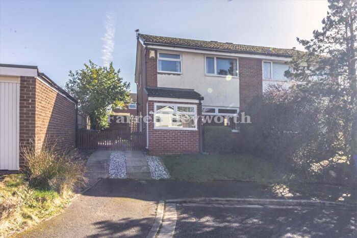 3 Bedroom Semi-Detached House For Sale In School Field, Bamber Bridge, Preston, PR5