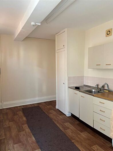 1 Bedroom Flat To Rent In Church Street, Leominster, HR6