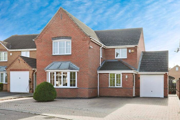 4 Bedroom Detached House For Sale In Ladylea Close, Worksop, S80