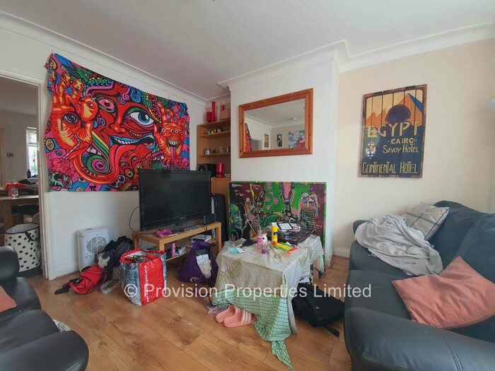 2 Bedroom Terraced House To Rent In Park View Avenue, Burley, Leeds, LS4