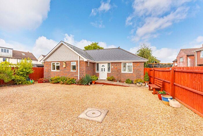 2 Bedroom Bungalow For Sale In Hadow Road, Bournemouth, BH10