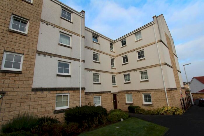 2 Bedroom Flat To Rent In Bittern Court, KY11