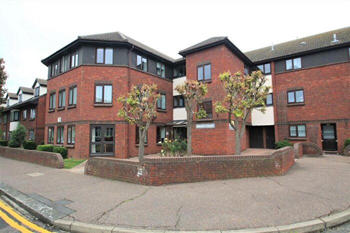 2 Bedroom Retirement Property To Rent In Stadium Road, Southend-On-Sea, SS2