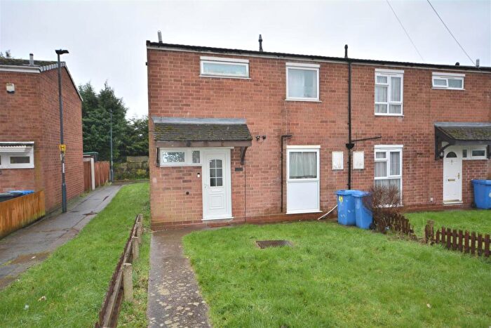 3 Bedroom End Of Terrace House To Rent In Cromarty Close, Sinfin, Derby, DE24