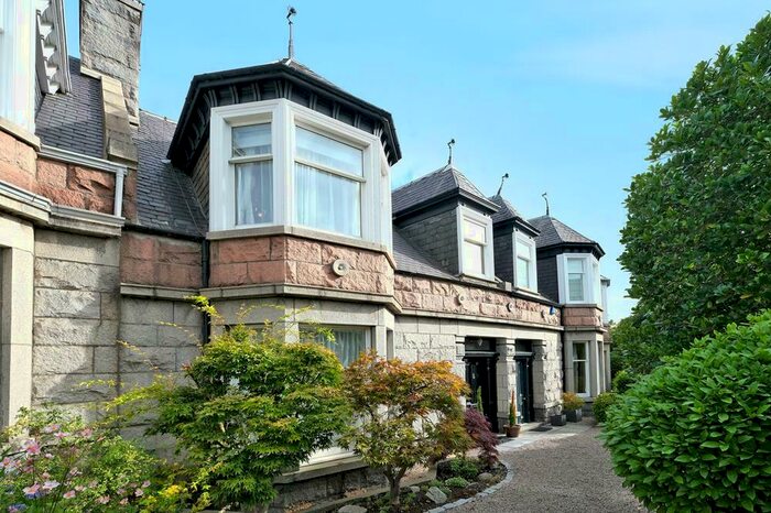 3 Bedroom Terraced House To Rent In Argyll Crescent, Aberdeen, AB25