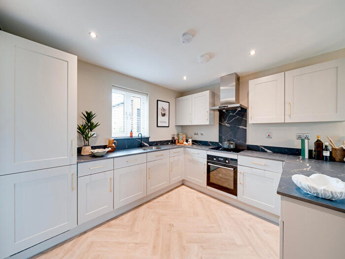 4 Bedroom Detached House For Sale In Epsom Avenue, Towcester, Northamptonshire, NN12