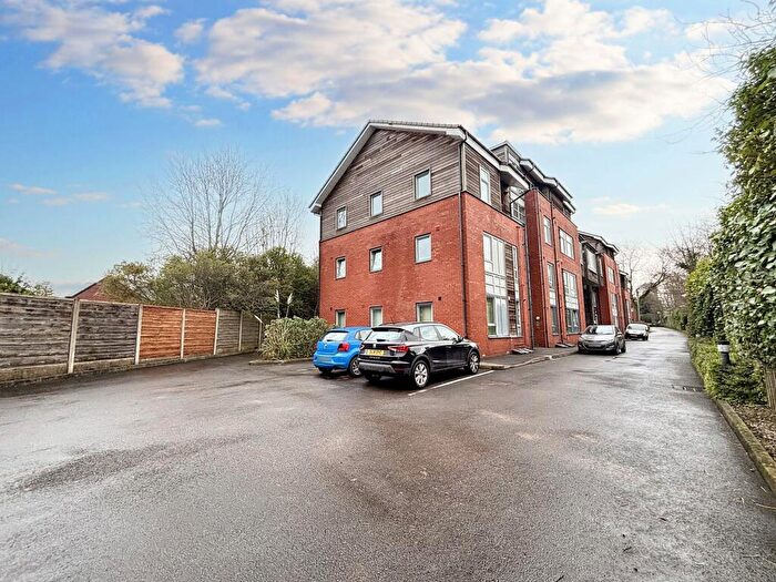 2 Bedroom Property To Rent In Wellington Road, Eccles, M30