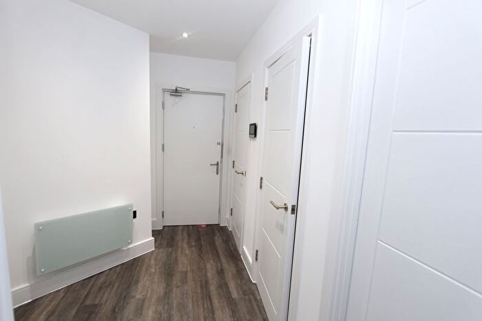 1 Bedroom Flat To Rent In Dunster Street, Northampton, NN1