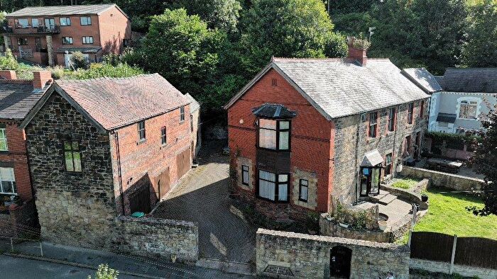 5 Bedroom Link Detached House For Sale In Newbridge Road, Newbridge, Wrexham, LL14