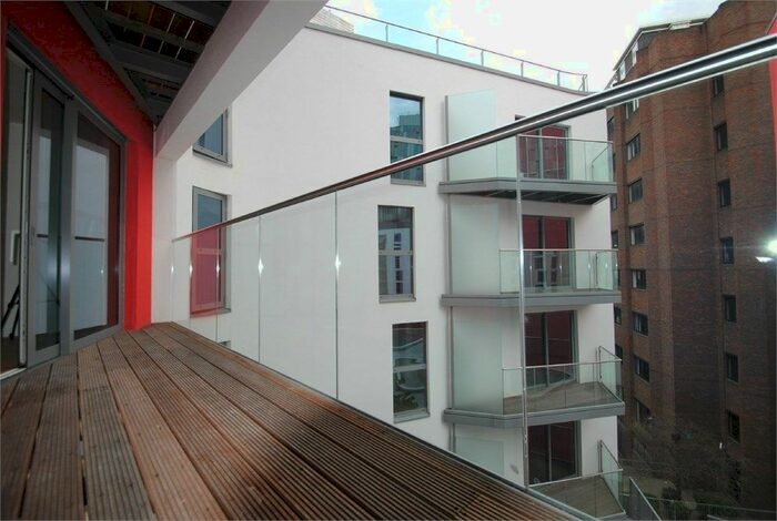 1 Bedroom Flat To Rent In Waterhouse Apartments, Saffron Central Square, Croydon, CR0