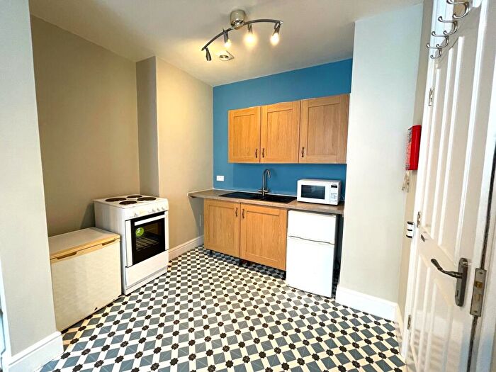 Studio To Rent In Heavitree Road, Exeter, EX1