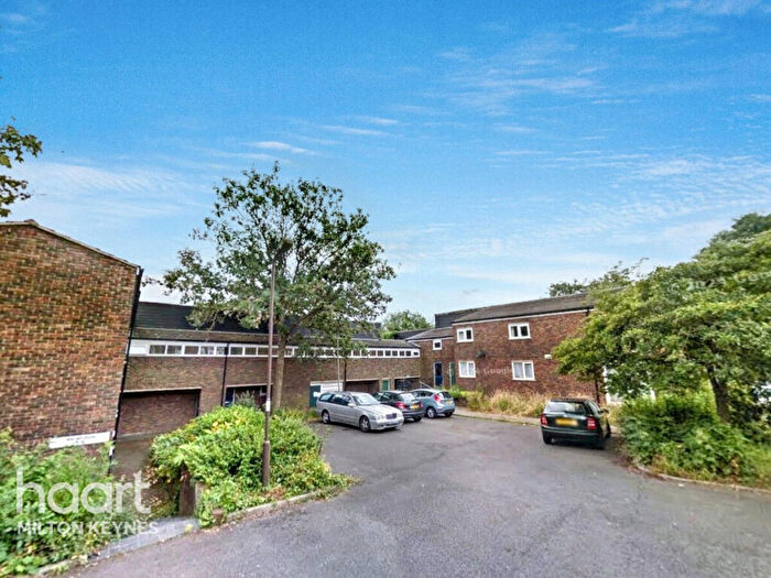 1 Bedroom Apartment For Sale In Warren Bank, Simpson, MK6